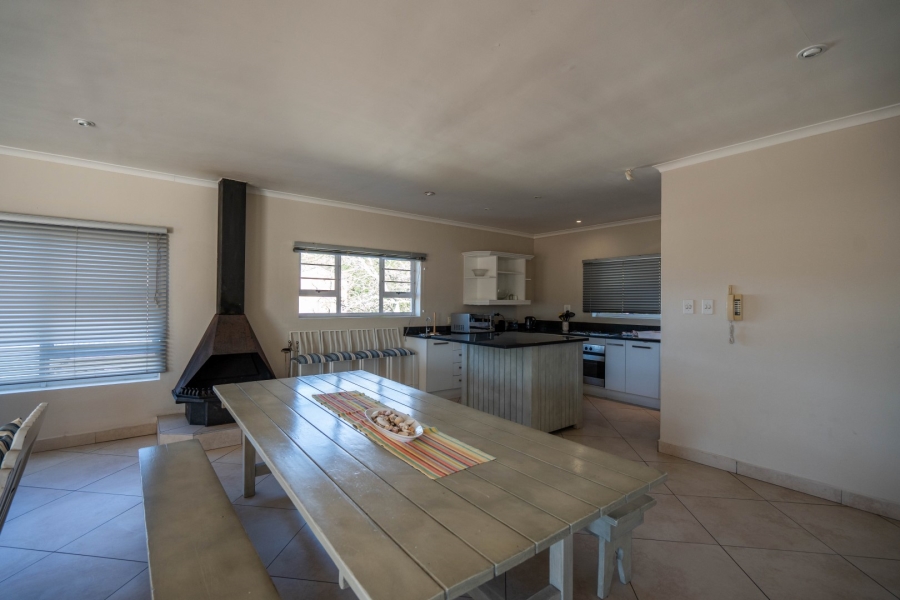 6 Bedroom Property for Sale in West Bank Eastern Cape